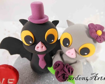 Customize Bat Wedding Cake Topper-- Glitter Circle Base -- for Halloween Theme Wedding