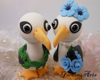 Custom Wedding Cake Topper--Seagull Love with Circle Clear Base