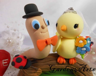 Customize Cute Animal Wedding Cake Topper -- Love Worm and Bird couple with Log & Grass Base -- Garden wedding