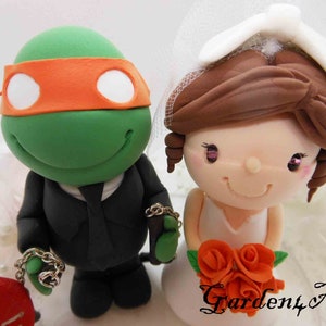 Personnalisez n&#39;importe quel personnage pour gâteau de mariage--Amour tortue et couple de filles--cercle de base transparent
