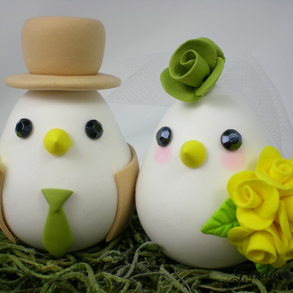 Customize Birds Wedding Cake Topper with Sweet Nest - any color Rose Bouquet(Choice of Color)