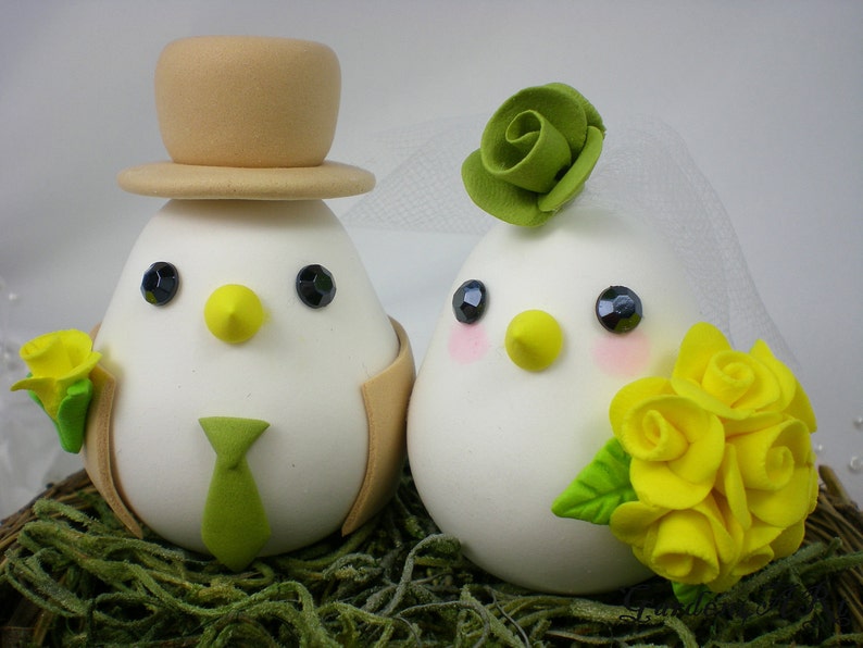 Customize Birds Wedding Cake Topper with Sweet Nest any color Rose BouquetChoice of Color image 1