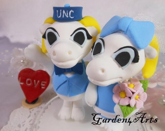 Customize Any College Wedding Cake Topper -- UNC Ram with Circle Clear Base