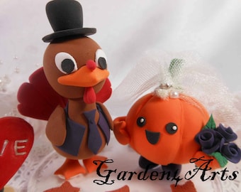 customize--Funny Wedding Cake Topper--Love Turkey & Pumpkin Couple with circle clear base