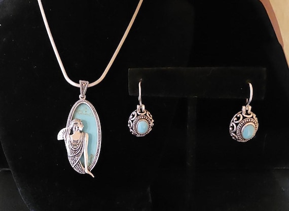 Turquoise Sterling Silver Pendant & Earring Set