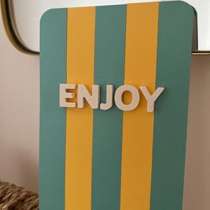 Carte « enjoy » – Message en jesmonite blanche – Carte artisanale positive – Idée cadeau fait main – Format 10x15 cm