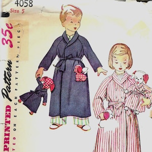 Simplicity 4058 1950s Boy or Girl Robe with Transfer Size 5 UNCUT FF Vintage Children'sPattern