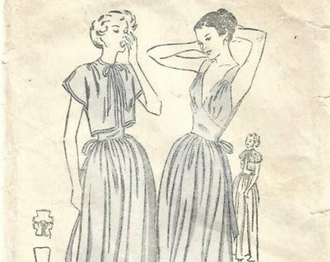 Butterick 4652 1940s Misses Lingerie Sleeveless V Neck Nightgown and ...