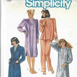 Simplicity  6625 1980s Women&#39;s Nightgown in Two Lengths/Robe/Pajamas UNCUT FF Bust 32.5 - 34 Women&#39;s Vintage Sewing Pattern