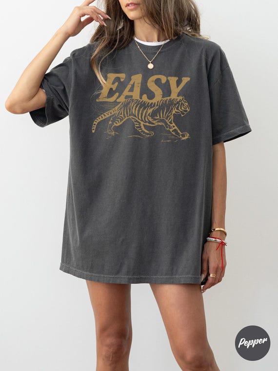 Comfort Colors® Easy Tiger T-Shirt, Vintage Distressed Tiger Shirt, Oversized Retro Tiger Tee, Graphic Tee, Trendy Grunge Indie Boho Shirt