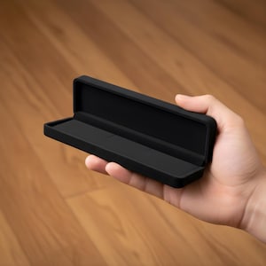 Black Velvet Necklace Gift Box – Long Jewelry Display Case