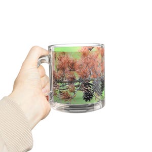 Von der Natur inspirierte Glastasse, perfekt für Kaffeeliebhaber, Tannenzapfen-Design, rustikale Wohnkultur, tolles Geschenk für Naturliebhaber, Urlaub