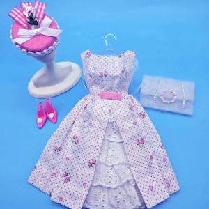 Vintage Barbie GARDEN PARTY DRESS Mint Condition!!  Plus free handmade accessories