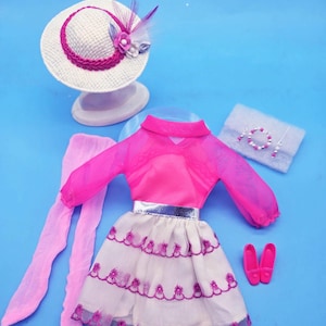 Vintage Barbie HAPPY GO PINK Dress Mint Condition!!  Plus free handmade accessories