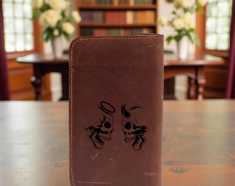 Handmade Veg-Tanned Leather Trucker Wallet with Removable Chain-Skull