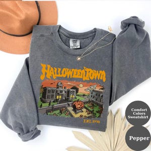 Halloweentown Est 1998 Comfort Colors® Sweatshirt & Shirt, Retro Halloweentown University Fall Halloween Crewneck for Spooky Season Fall Tee