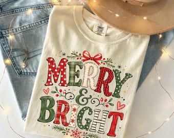 Christmas Comfort Colors® Shirt Preppy Merry Bright T-shirt Retro Holiday Aesthetic Tee Pink Colorful Girly Xmas Tshirt