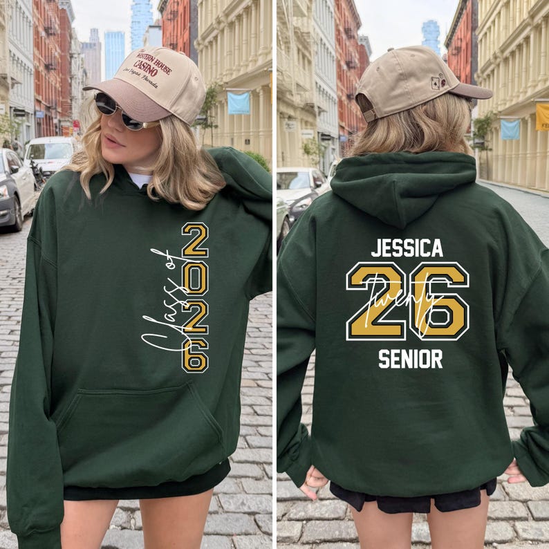 Personalized Senior 2026 Sweatshirt, Class Of 26 Sweatshirt, Graduation 2026 Hoodie, Custom Name Graduation Gift, Class of 2026 Senior Gifts immagine 2