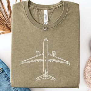 Minimalist Airplane T-Shirt: Aviation Gift for Pilots