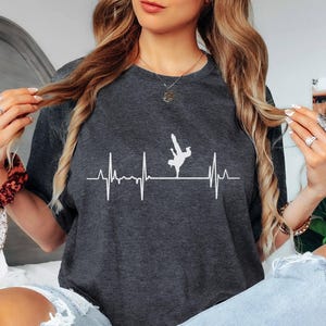Breakdance Heartbeat T-Shirt: Bboy Hip Hop Dance Lover Tee