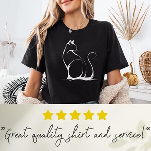 Black Cat Graphic Tee, Casual Cat Lover T-Shirt, Women's Cat Print Shirt, Cute Cat Design Top, Stylish Feline T-Shirt