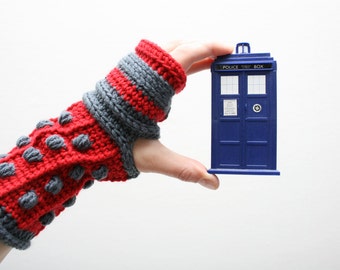 Dalek Gloves Crochet Pattern