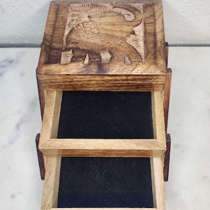 The Fair Trade Store Small Mango Wood Chest with 3 Sliding Drawers & Handcarved Elephant Pattern Lid