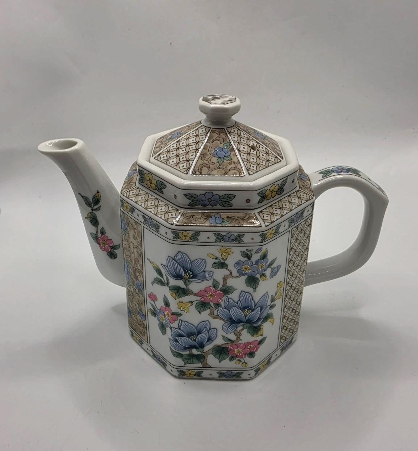 Takahashi San Francisco Teapot - Etsy