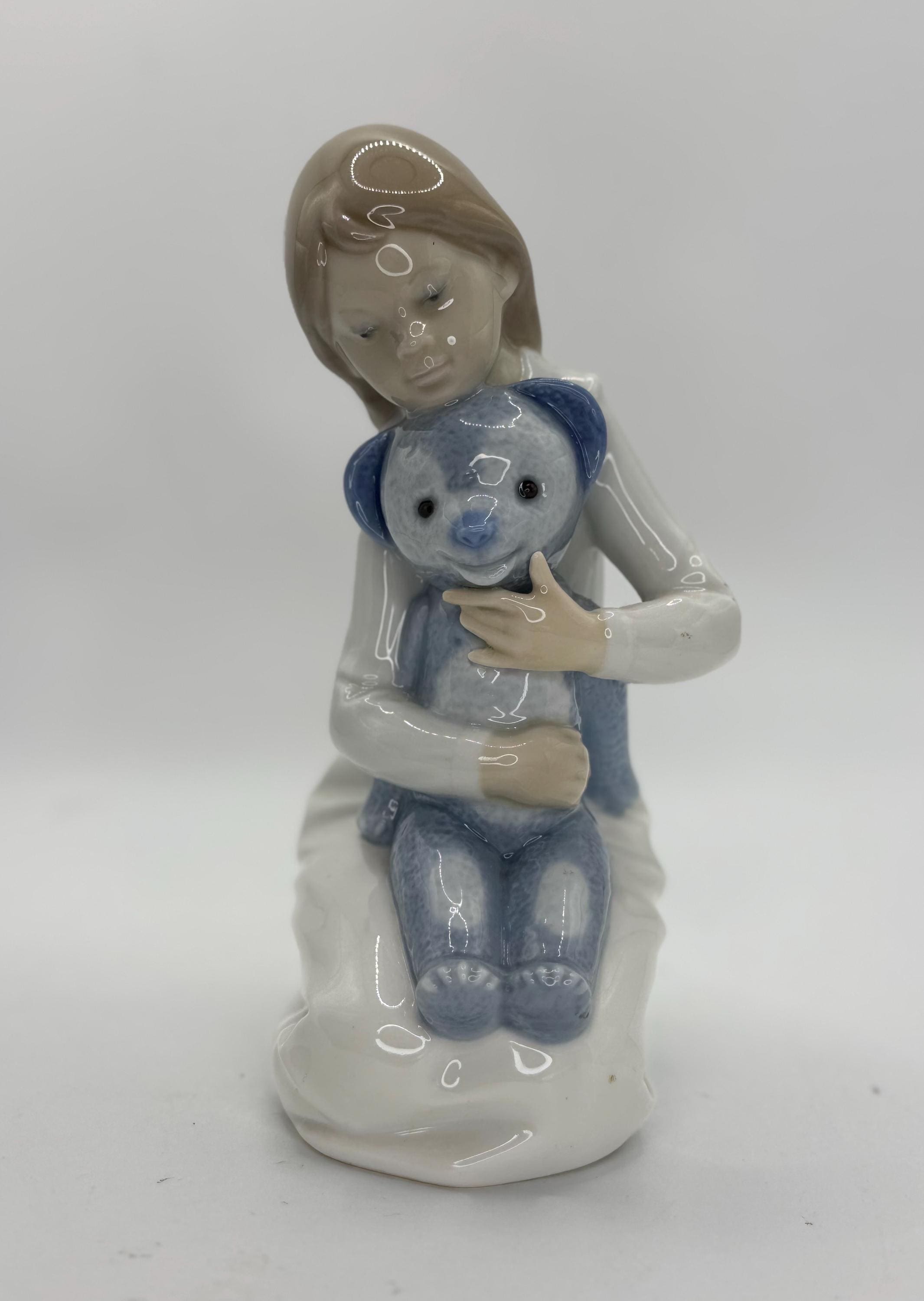 LIADRO リヤドロ NAO Vintage Secretary ヴィンテージ LIADRO リヤドロ NAO Vintage Secretary ヴィンテージ