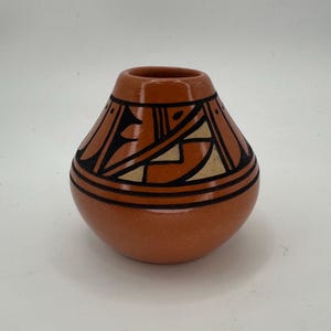 Vintage Signed Navajo Adakai Miniature Pottery Seed Pot Vase - Hand-Coiled Polychrome Native American Art - 2.5” x 2.25”