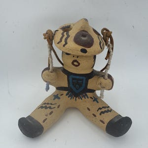 Vintage Rare 1987 Linda Brewer Signed Pottery Figurine - Silver City NM Southwest Folk Art Clay Sculpture Storyteller