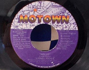 Hello: Lionel Richie Motown 45 RPM 7 " Vinyl Record 1983 Play Tested