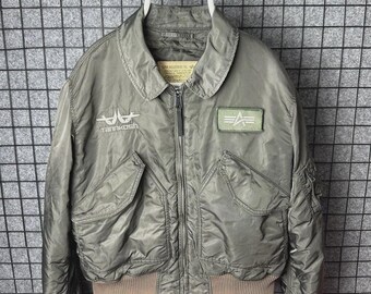 Vintage Alpha Industries MA-1 military jacket size Large