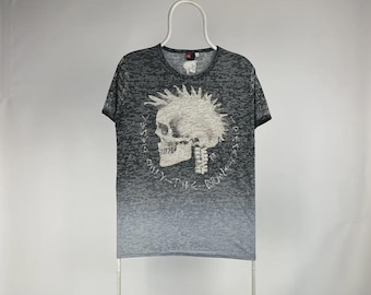 Vintage Diesel punk skulls tshirt y2k size Large