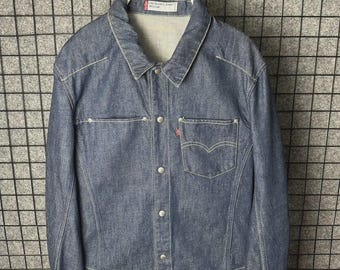 Vintage Levis Engineered Jeans Denim Jacket size M