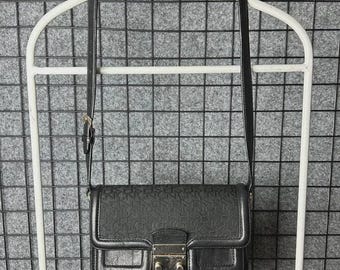 DKNY crossbody bag shoulder bag one size