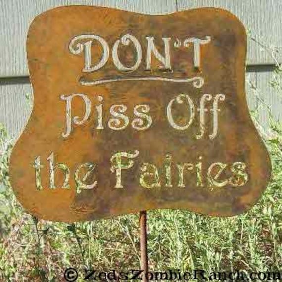 Figurine Miniature "Don't Piss Off The Fairies" Pour Jardin Féerique Et Terrarium - 12,1 Cm - Résine Peinte à La Main