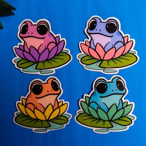 Ensemble d'autocollants en vinyle grenouille mignonne | Sticker grenouille nénuphar pastel | Sticker animal kawaii | Sticker résistant à l'eau pour ordinateur portable ou agenda