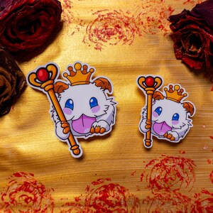 Adesivi in vinile della Regina Poro Reale / Fan art ispirata a League of Legends / Simpatico regalo per giocatori PC e amanti del fantasy / Resistente all'acqua