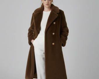 Cozy Faux Fur Overcoat – Women’s Loose Fit Lapel Winter Fashion Coat