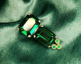 Art Deco VTG Emerald green clear large Rhinestone Dress Clip Silver Tone