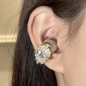 Ultra Open Wireless Earbuds Charm Gold, Diamond Ear Cuff Accessory for Open-Ear Headphone, Crystal Clip-On Earbud Jewelry for Unpierced Ears