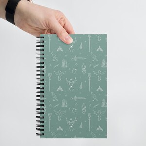 Diario de cuadrícula de puntos del Trono de Cristal: Cuaderno romántico verde