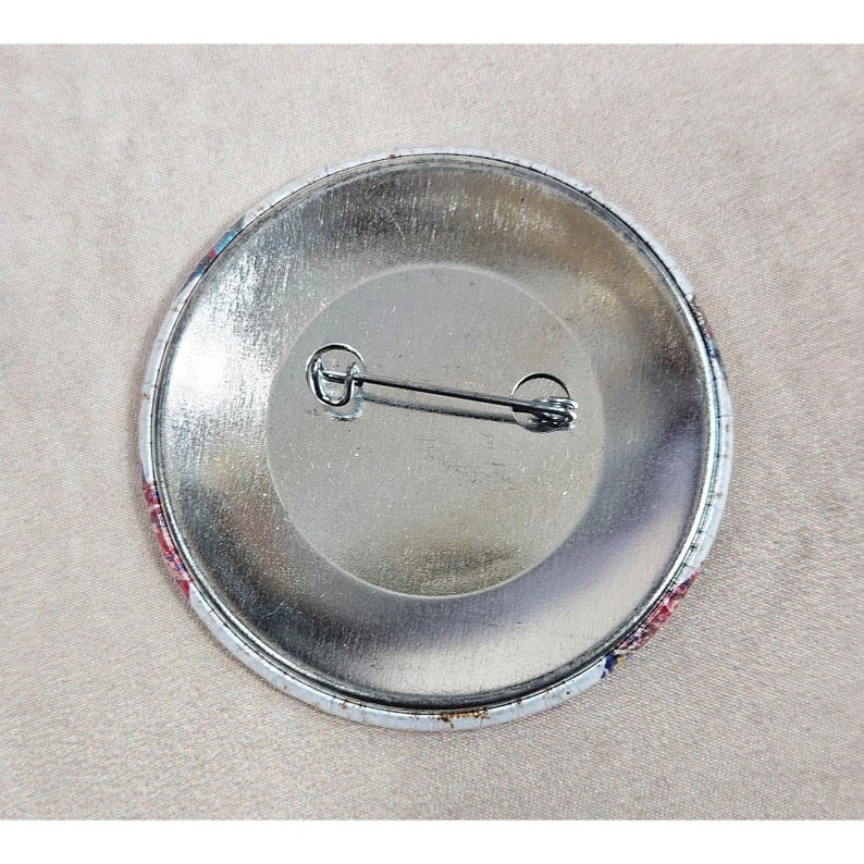 Radha Krishna Round Devotional Button Pin Hindu Spiritual Decor Art ...