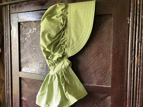 Bonnet With Neck Shade - Historically Accurate - Historic