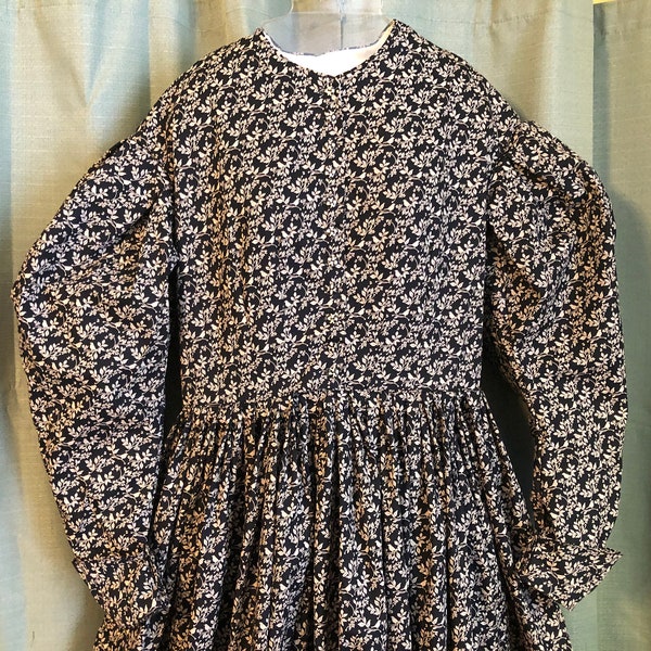 Bust 38" / Waist 32" - Civil War Reenacting Dress, Black printed cotton - Victorian, prairie, trek, frontier, gold rush, living history