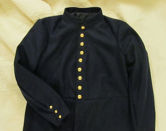 Union Frock Coat - Size 40 - Federal Eagle Buttons - lined - four pockets