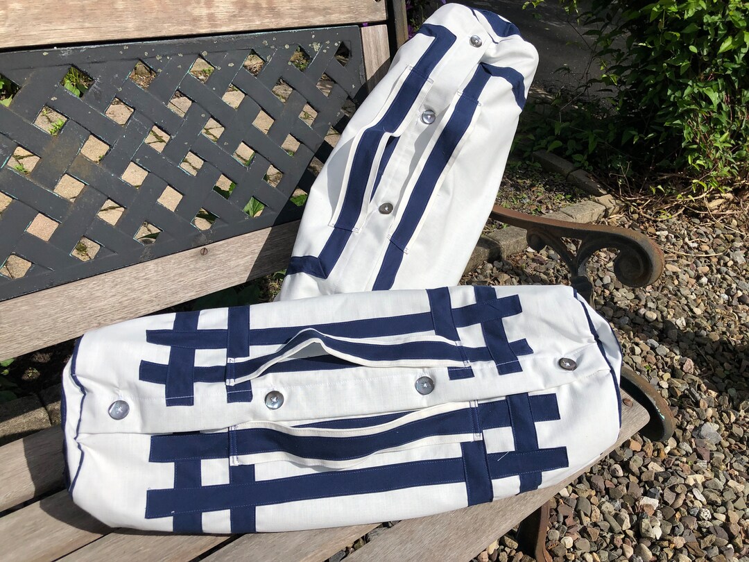 ビンテージ風旅行バッグ French Luggage Company Paradise Tapestry | Travel Overnight Bag