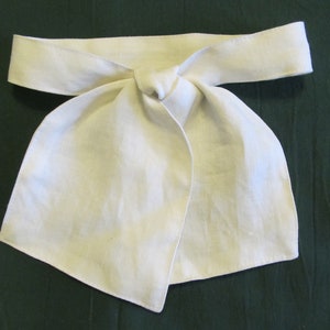 Windsor style cravat - White linen necktie - for Civil War era reenacting / reenacment - historic Victorian ascot tie