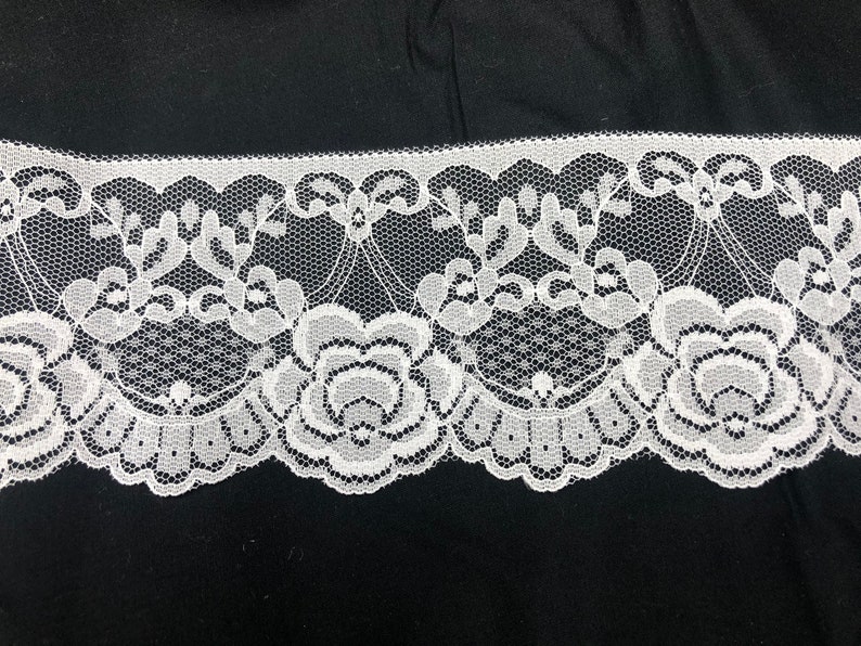 3.5 wide lace trim, cream, vintage decoration for sewing and crafts image 1